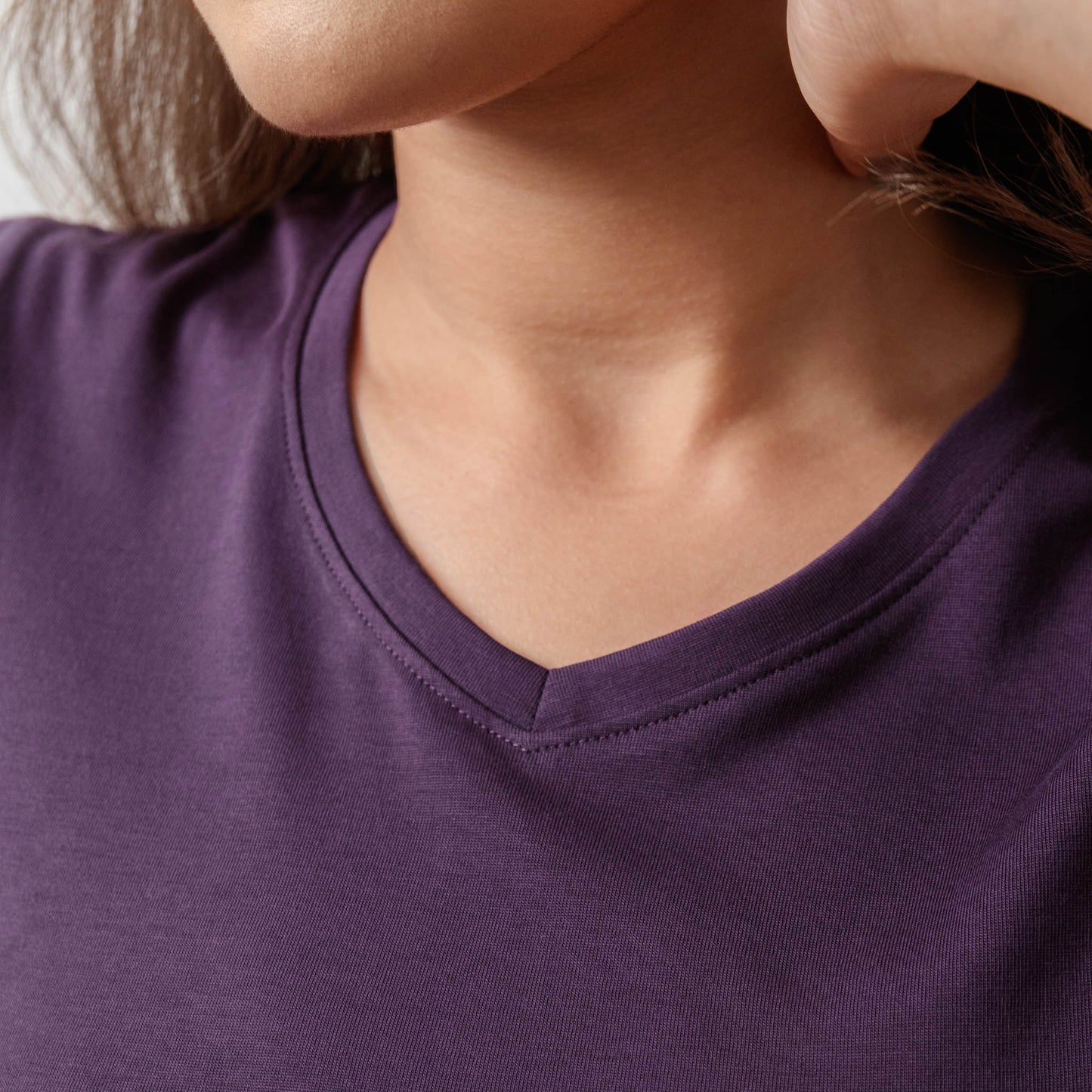 Women's Supima Air V-Neck - Deep Purple